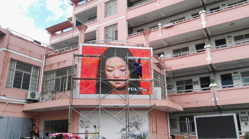 吉安某实验中学户外PH8     18平方